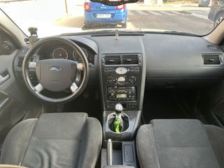 Ford Mondeo 2002