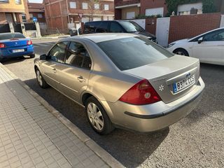 Ford Mondeo 2002