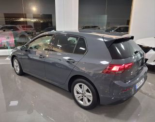 Volkswagen Golf 2021