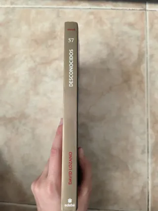 DESCONOCIDOS: Premio EDEBÉ de Literatura Juveni...