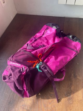 Mochila Quechua Morada y Rosa