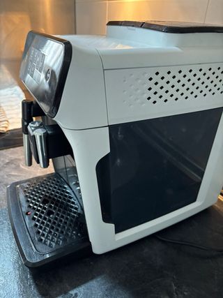 Cafetera Philips Superautomática EP1223-00 ROTA