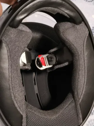 Casco de moto Shoei negro