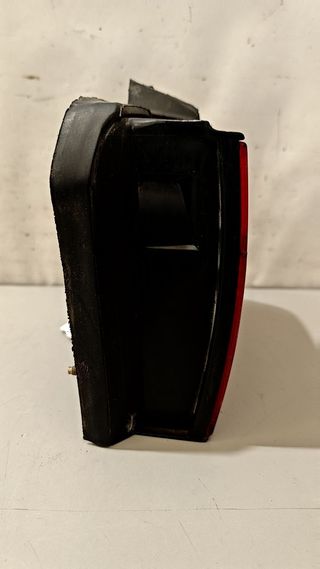 PILOTO TRASERO DERECHO Alfa Romeo 155 (1992->)