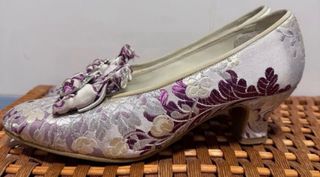 Traje de Fallera completo con Aderezo y Mantilla