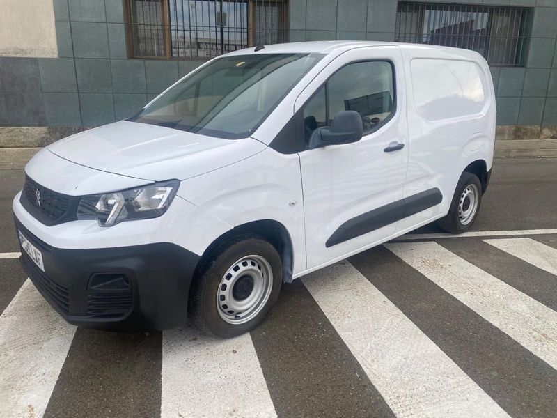 Peugeot Partner 2022, foto 2