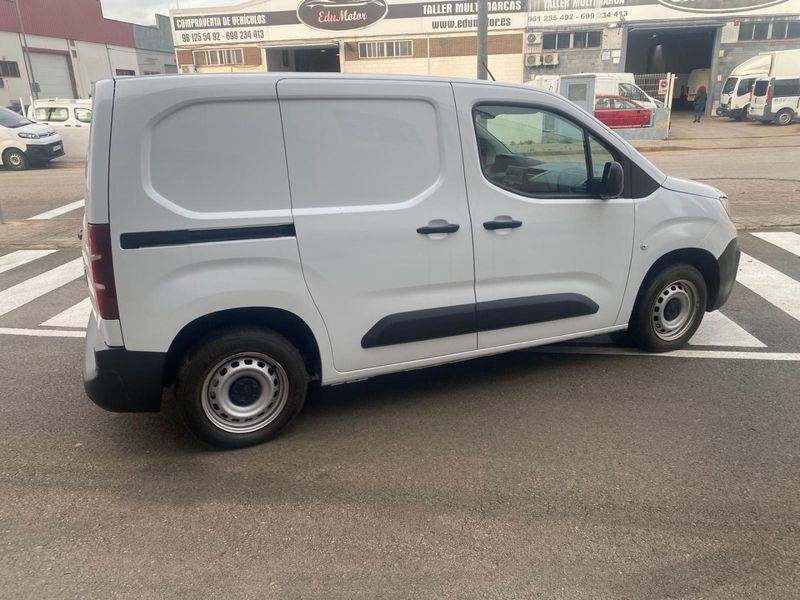 Peugeot Partner 2022, foto 7
