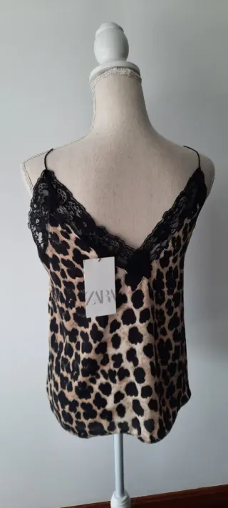 Top Zara Animal Print Encaje  Talla M