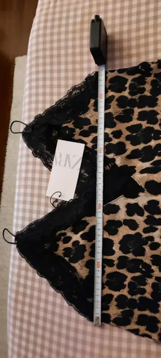 Top Zara Animal Print Encaje  Talla M