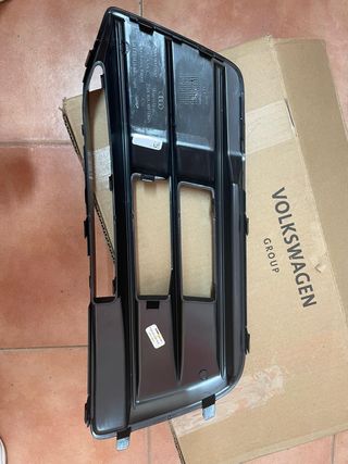 Rejilla Niebla Delantera Derecha 80A8076804W3