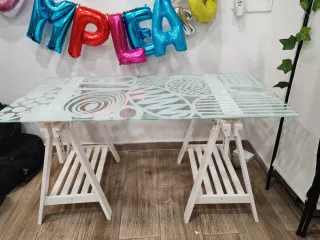 Mesa de cristal 150 x 70 con diseño moderno