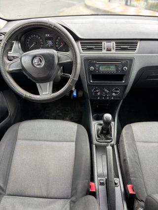 Skoda Rapid 2015
