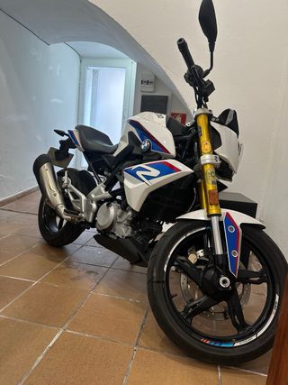 BMW G 310 R Moto