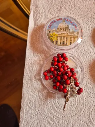 Rosari e portachiavi religiosi antichi