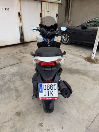 Honda Forza 125 ABS < 15.000 km
