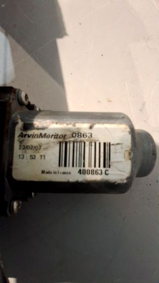 ELEVALUNAS TRASERO DERECHO Renault Clio III (2005->)