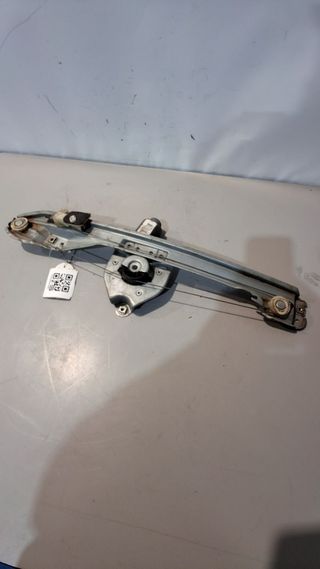 ELEVALUNAS TRASERO DERECHO Renault Clio III (2005->)