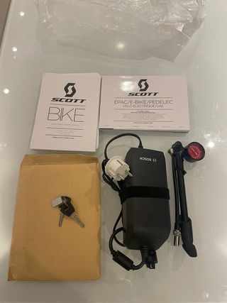 Bicicleta Scott Strike eRIDE 930 Negra