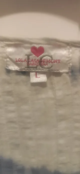 Blusón bordado y con lentejuelas de Lola Cadademun