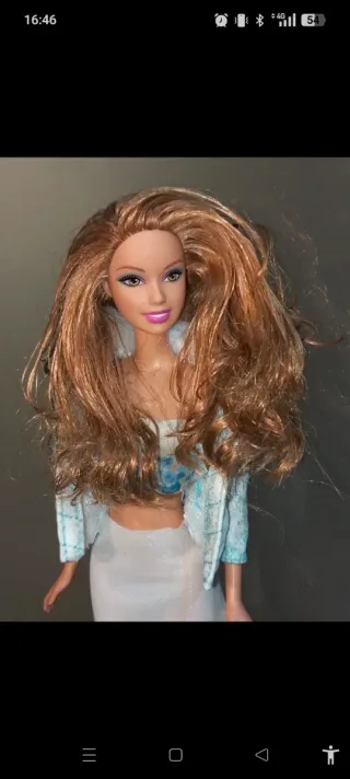 Barbie con abito estivo