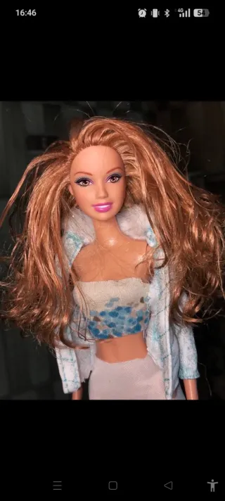 Barbie con abito estivo