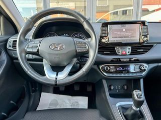 Hyundai i30 1.4TGDI TEcho Tech