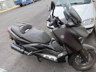 Yamaha XMAX 300 Tech MAX