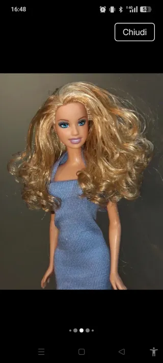 Barbie con vestito azzurro