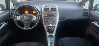 Toyota Auris 2009