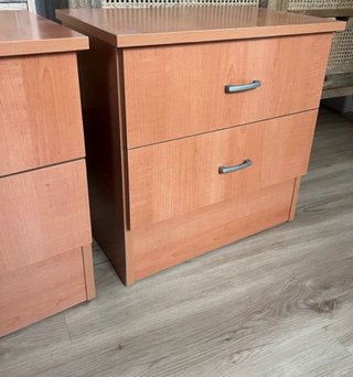 Juego de 2 mesitas de noche de madera