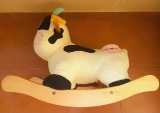Vaca balancín para niños