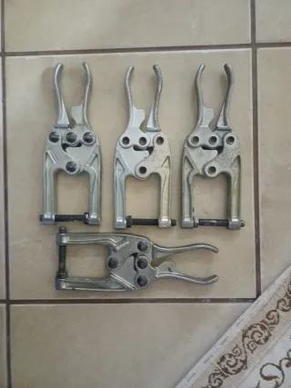 4 Morsetti Knu-Vise P1200