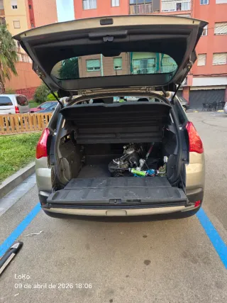 Peugeot 3008 2011