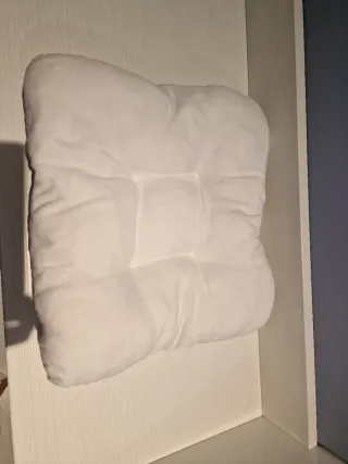 Silla Nórdica Blanca y Madera