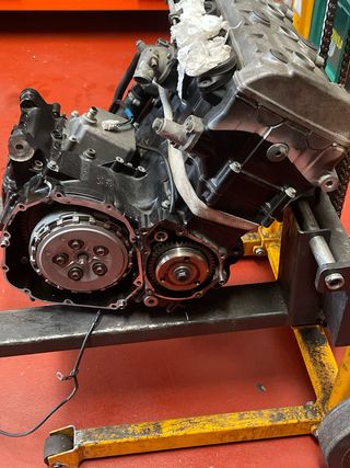 Motor Suzuki GSR600 2007