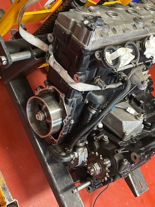 Motor Suzuki GSR600 2007