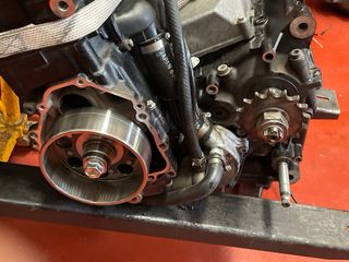 Motor Suzuki GSR600 2007