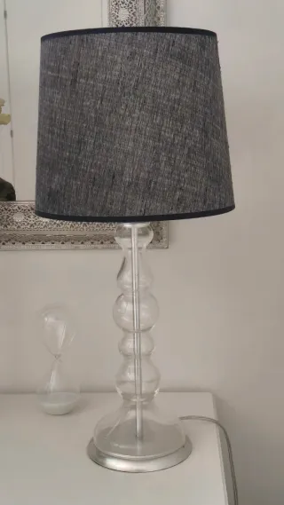 Lámparas de mesa y lámpara grande