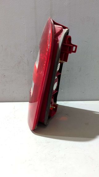 PILOTO TRASERO DERECHO Skoda Fabia Combi (6Y5)(2000->)