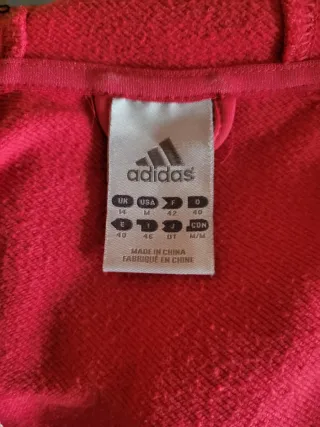 Sudadera Adidas con capucha y cremallera talla 40