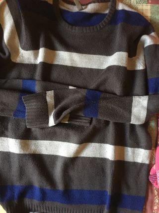 Maglioncino a righe blu e grigio