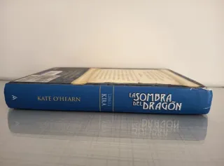 La sombra del dragón. Libro I - Kira (La sombra...