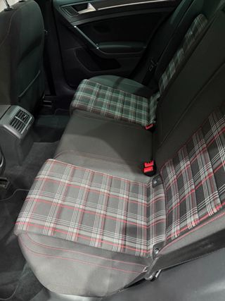 VOLKSWAGEN Golf GTI Performance 2.0 TSI 180kW245CV