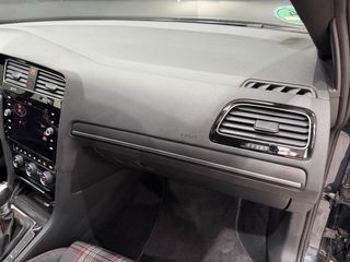 VOLKSWAGEN Golf GTI Performance 2.0 TSI 180kW245CV