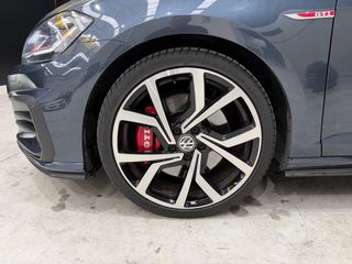 VOLKSWAGEN Golf GTI Performance 2.0 TSI 180kW245CV