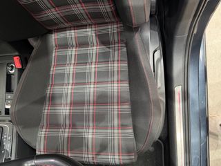 VOLKSWAGEN Golf GTI Performance 2.0 TSI 180kW245CV