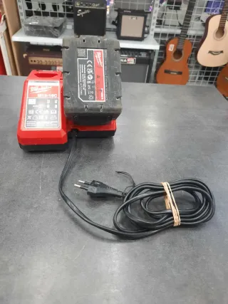 Martillo Taladro Milwaukee M18 BLH