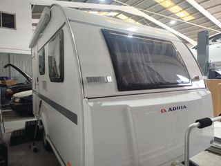Caravana Adria Aviva 360DK