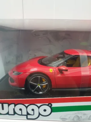 Burago Ferrari 296 GTB 1/18