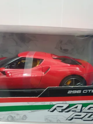 Burago Ferrari 296 GTB 1/18